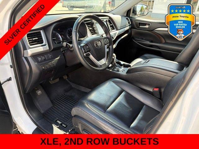 Certified Used 2019 BLIZZARD PEARL Toyota  image 17