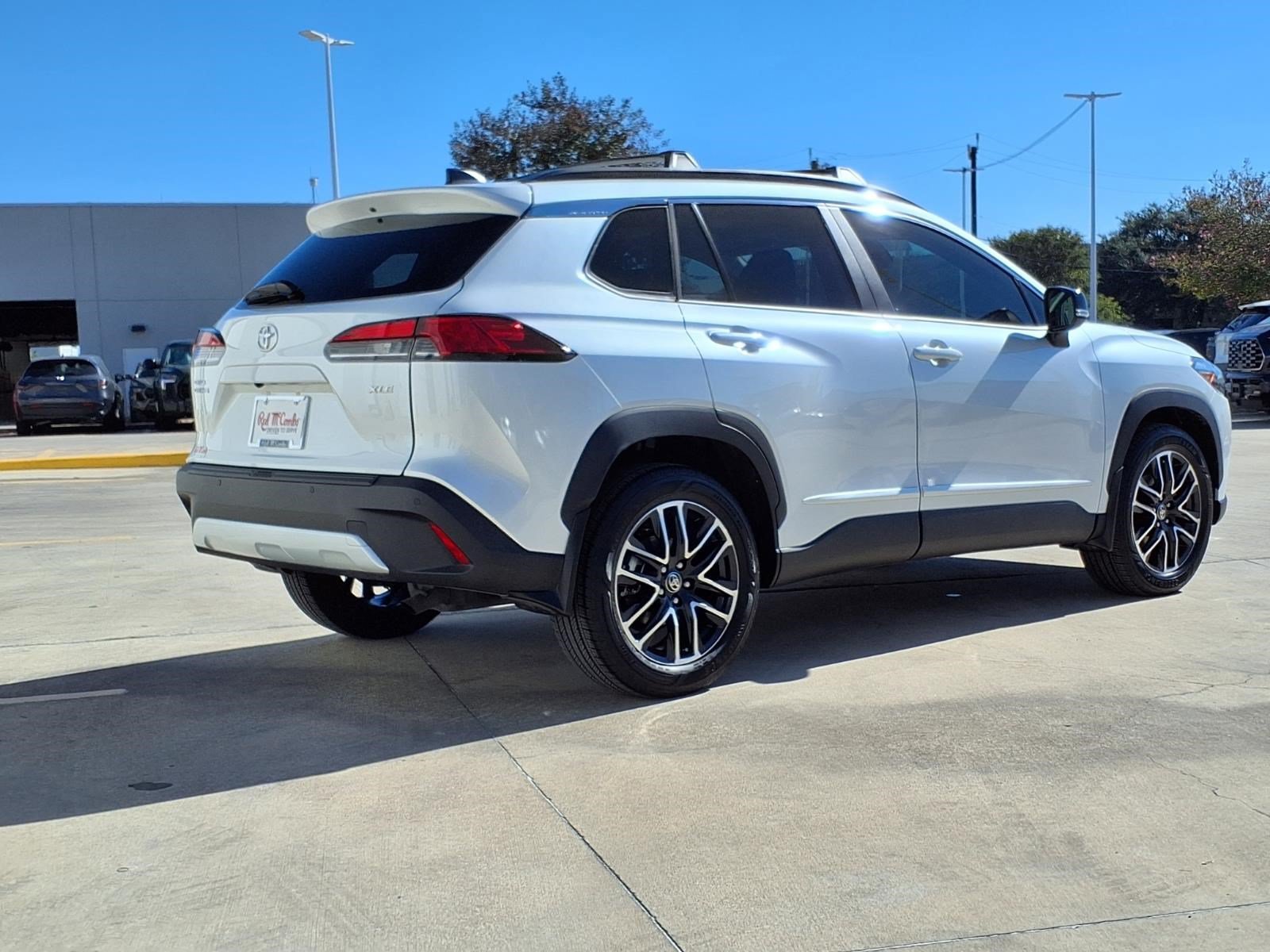 Certified Used 2026 WIND CHILL PEARL Toyota XLE image 5