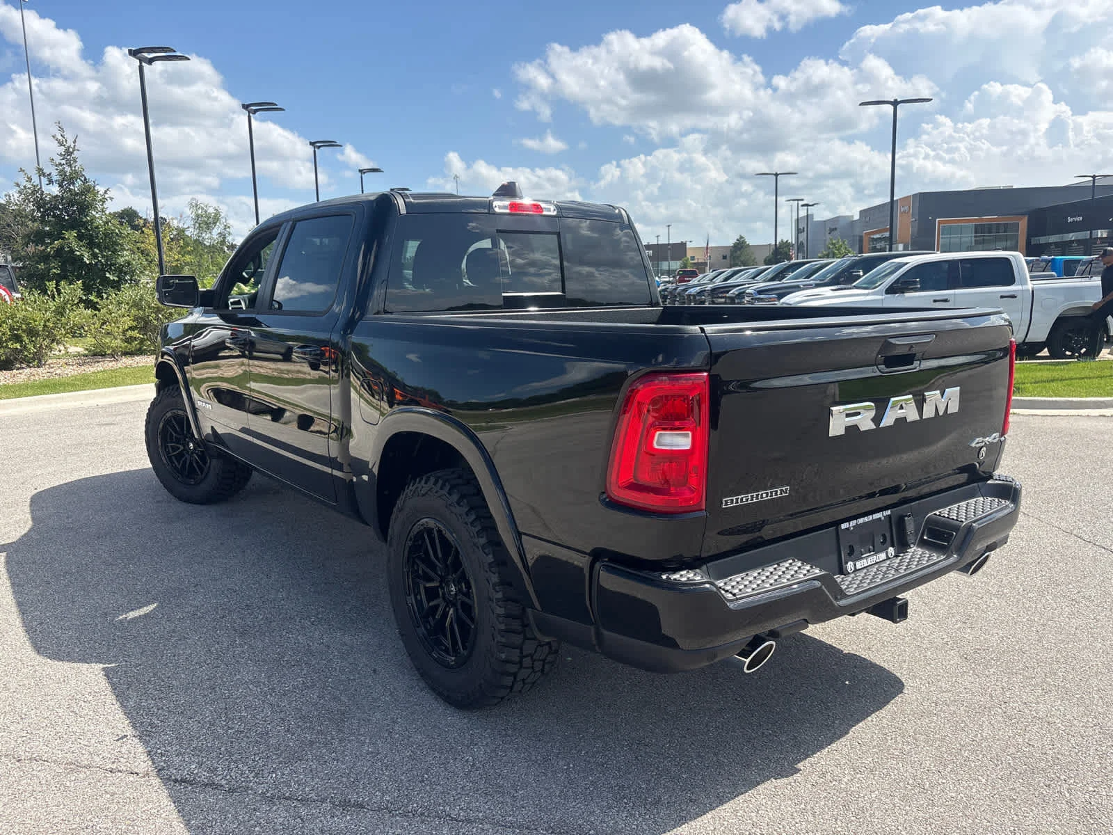 New 2026 Diamond Black Crystal Pearl-Coat Exterior Paint RAM Big Horn image 9