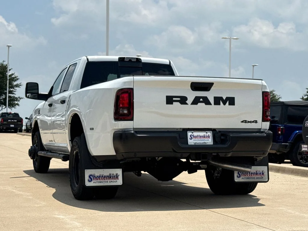 New 2026 Bright White Clear-Coat Exterior Paint RAM Tradesman image 7