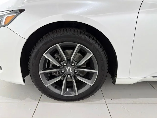Used 2021 Platinum White Pearl Honda EX-L image 45