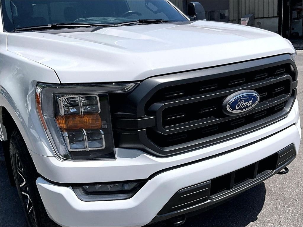 Used 2021 White Ford XLT image 32
