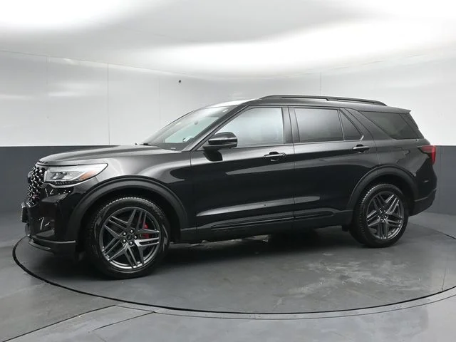 Certified Used 2025 Agate Black Metallic Ford ST image 4