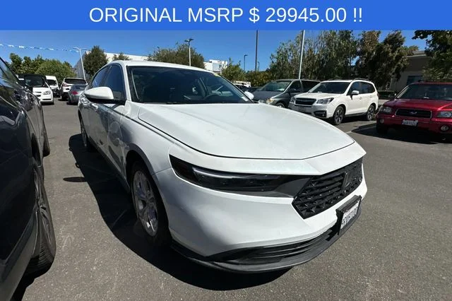 Used 2025  Honda LX image 2