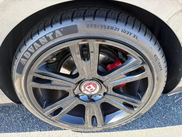 Used 2017 Black Bentley V8 S image 20