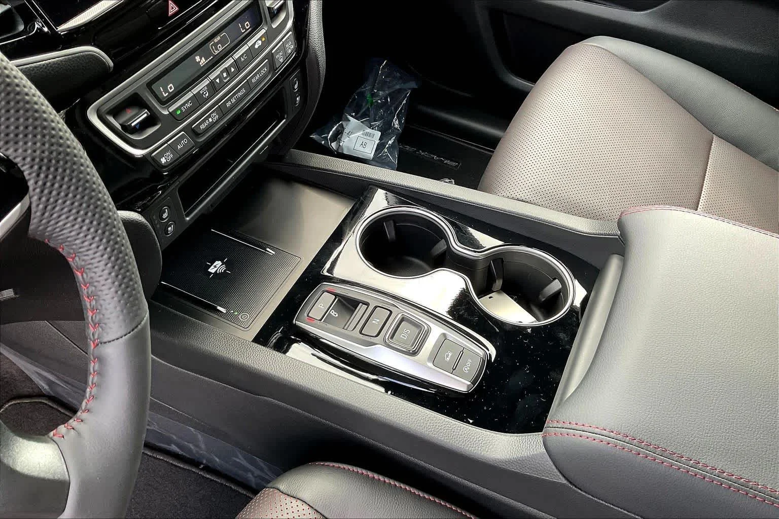 New 2026 Platinum White Pearl Honda Black Edition image 7