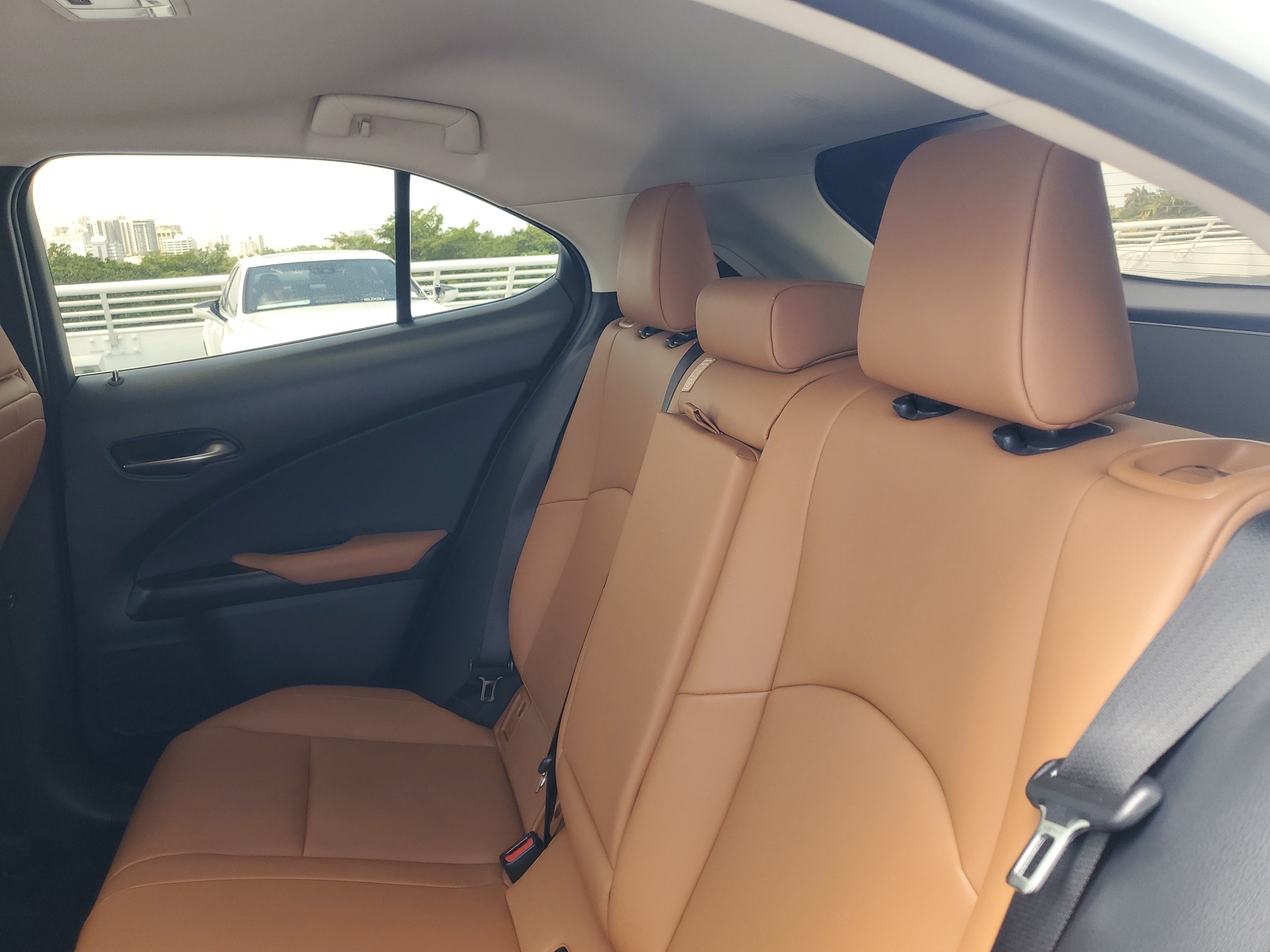 Certified Used 2022 White Pearl Lexus UX 200 image 13