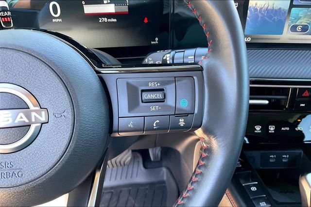 Used 2025 Gray Nissan SR image 17