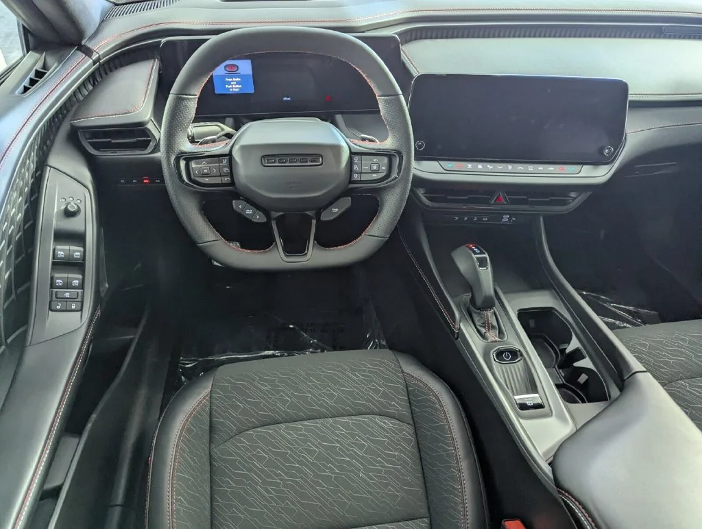 2026 Dodge Charger Daytona Scat Pack - Photo 13