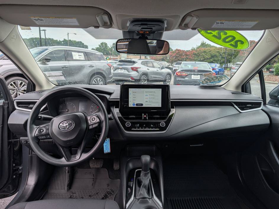 Used 2025 Underground Toyota LE image 13