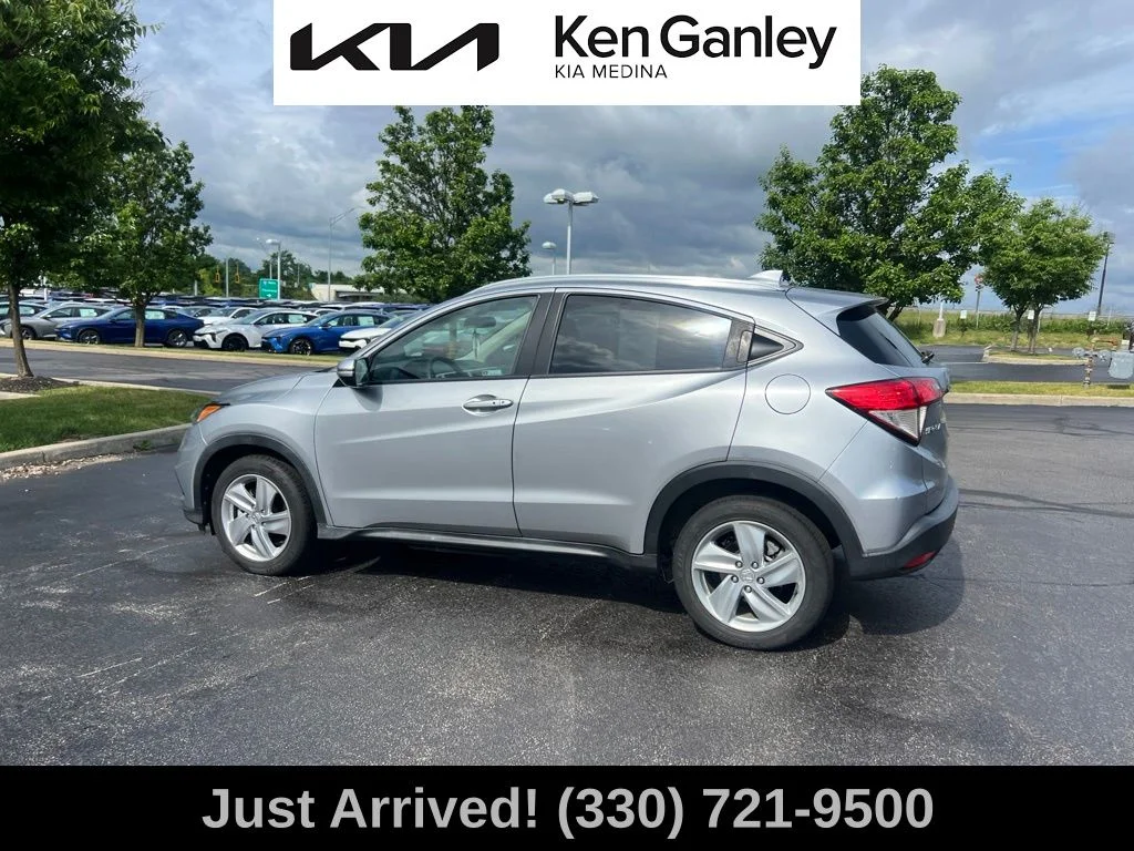 Used 2019 Silver Honda EX image 8