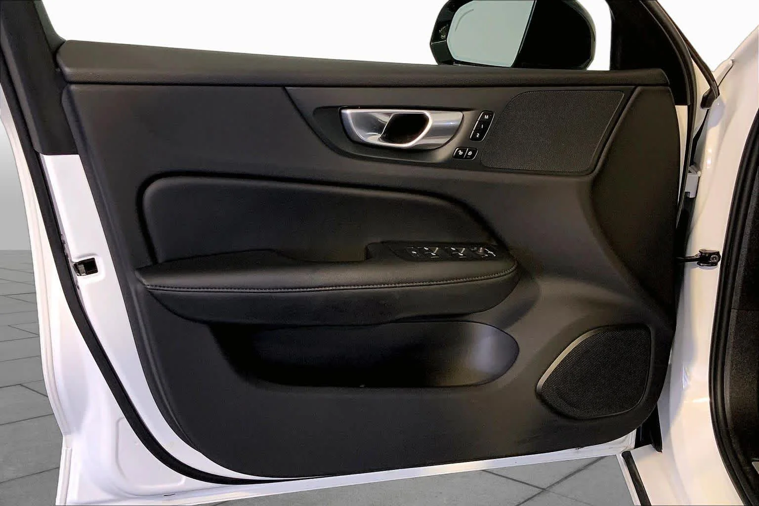 Used 2025 Crystal White Pearl Volvo Core image 22