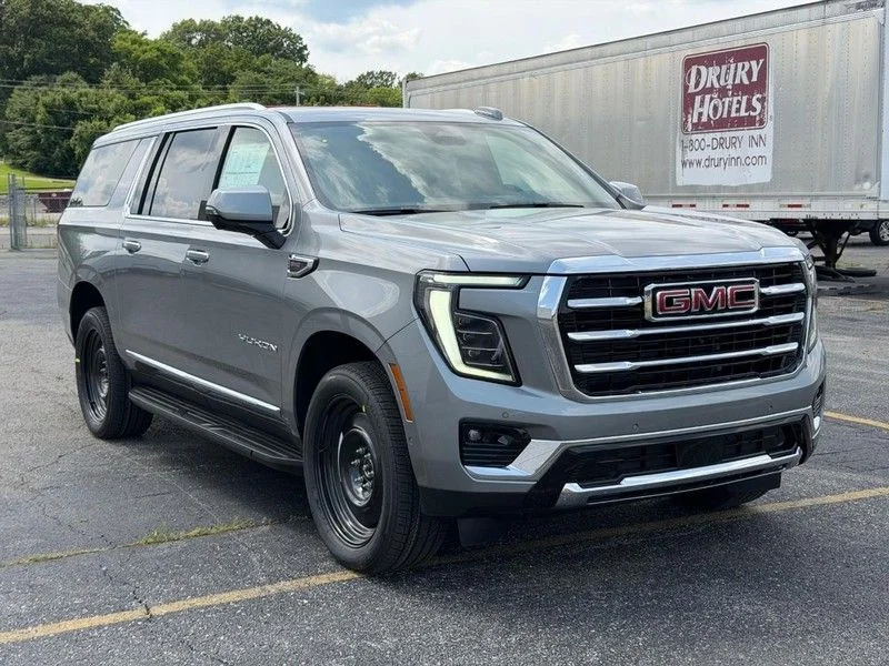 New 2026 Silver GMC Elevation image 1