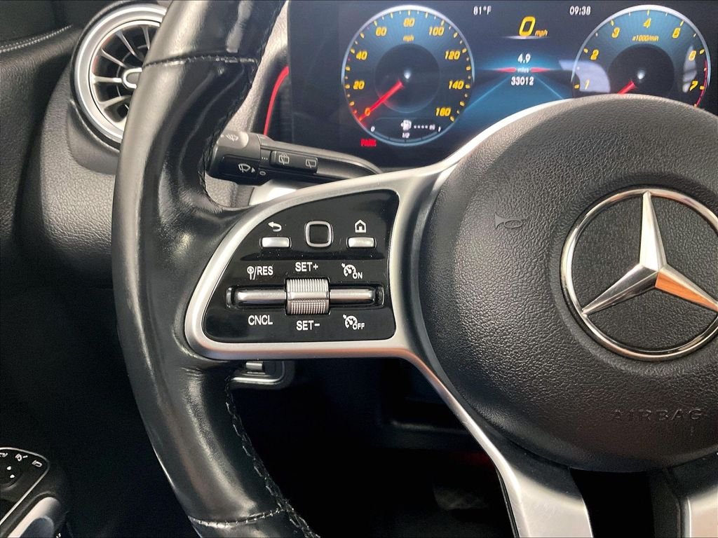 Used 2023 White Mercedes-Benz GLB 250 image 23