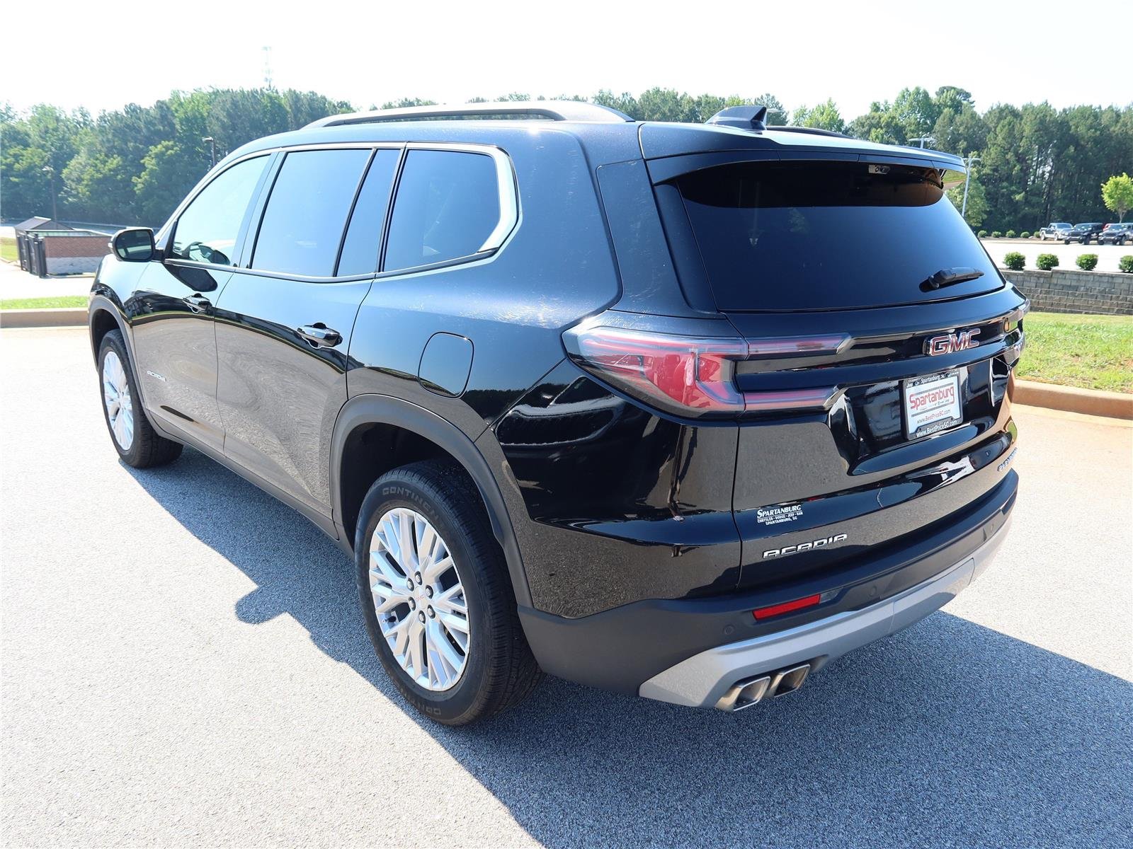 Used 2026 Ebony Twilight Metallic GMC FWD Elevation image 4