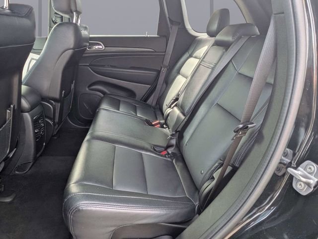 Used 2022 Black Jeep Laredo E image 13