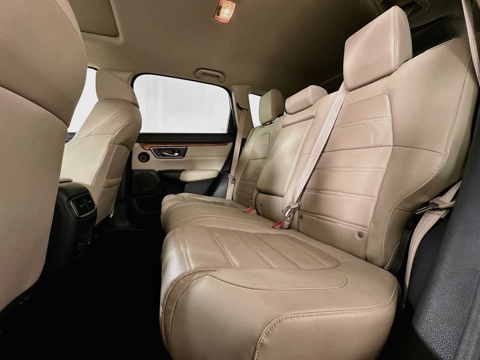 Used 2021 Platinum White Pearl Honda Touring image 23