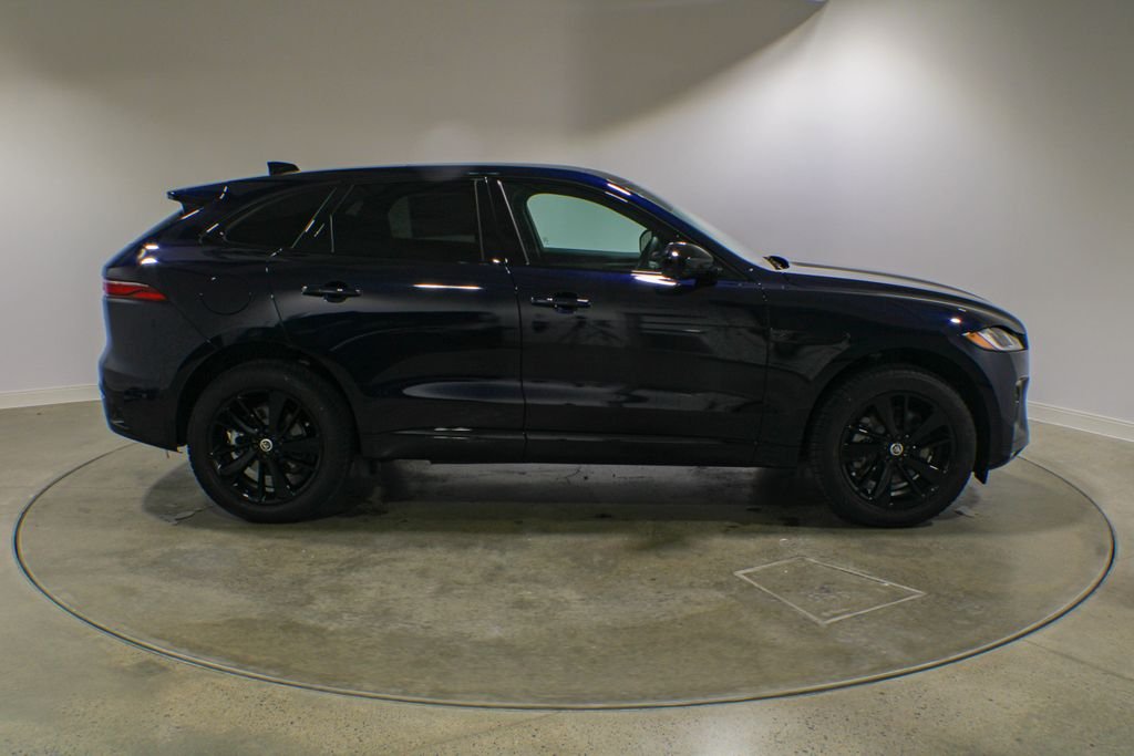 2026 Jaguar F-Pace R-Dynamic S - Photo 7