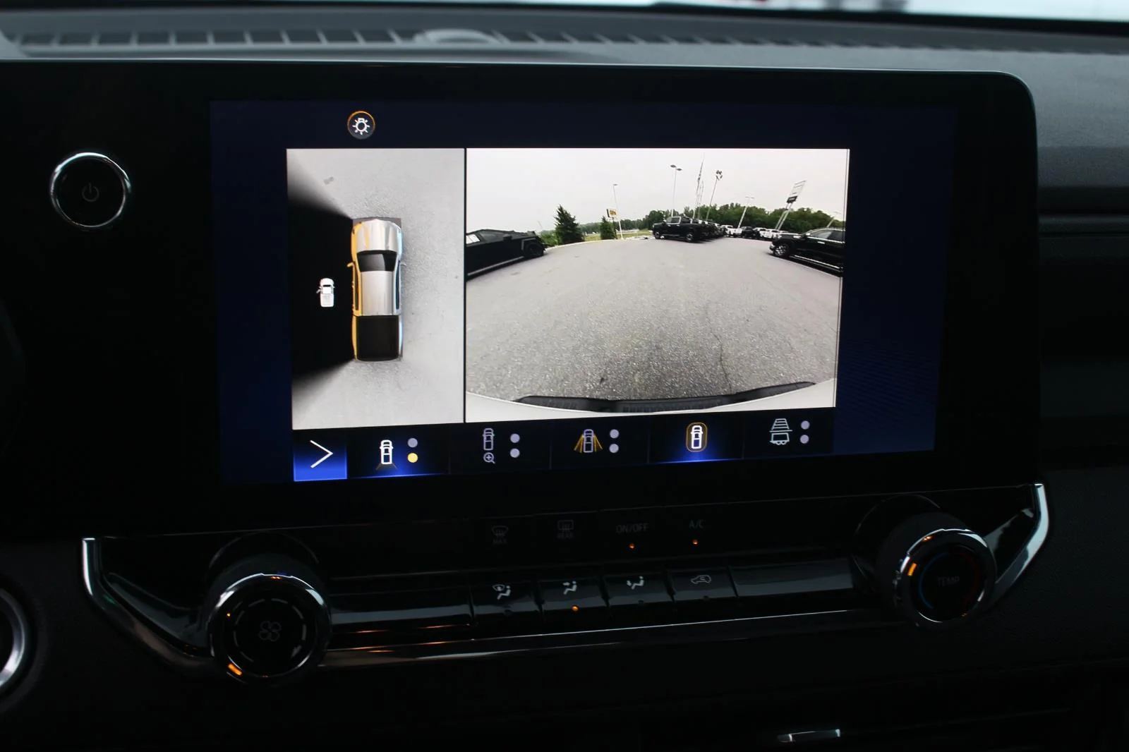 Used 2023 Summit White Chevrolet Trail Boss image 31