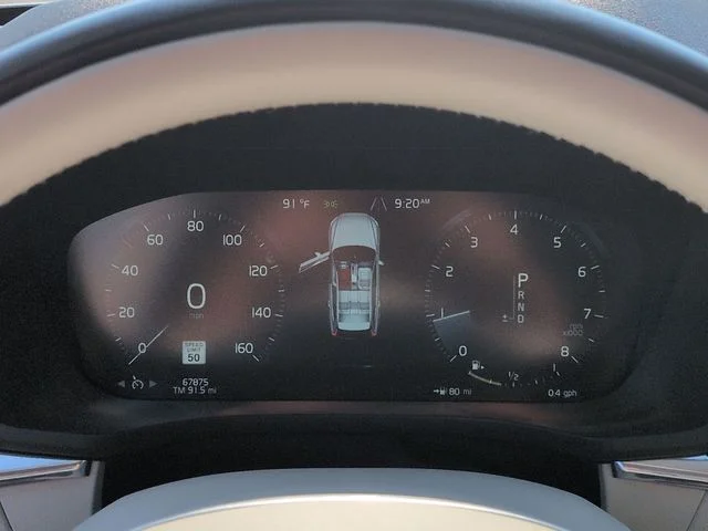 Used 2021 White Volvo T5 Momentum image 20