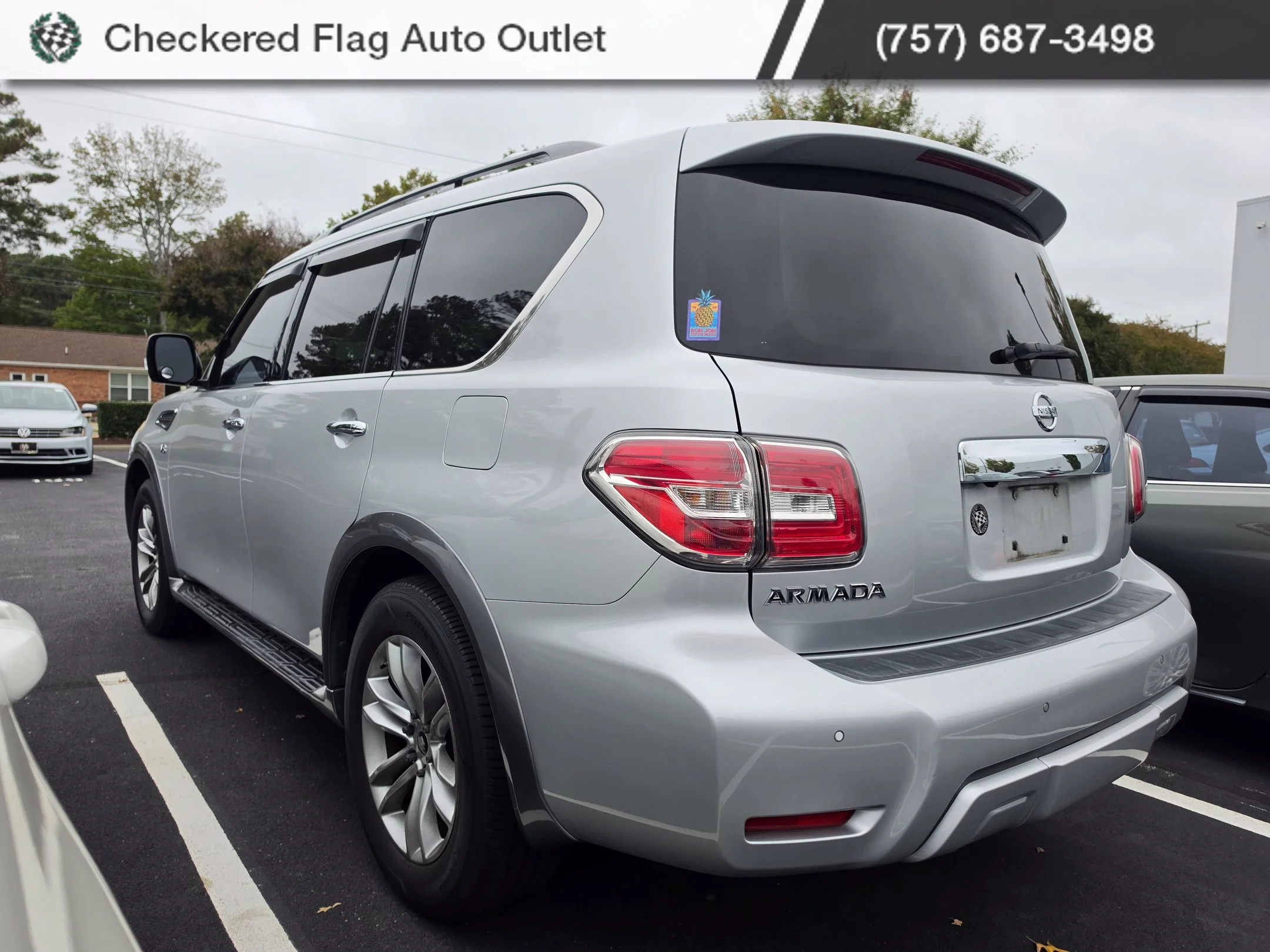 Used 2017 Brilliant Silver Nissan SV image 4