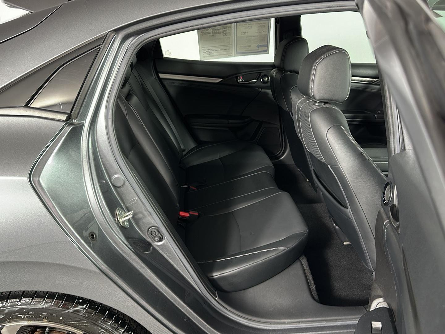 Used 2019 Polished Metal Metallic Honda Sport Touring image 33