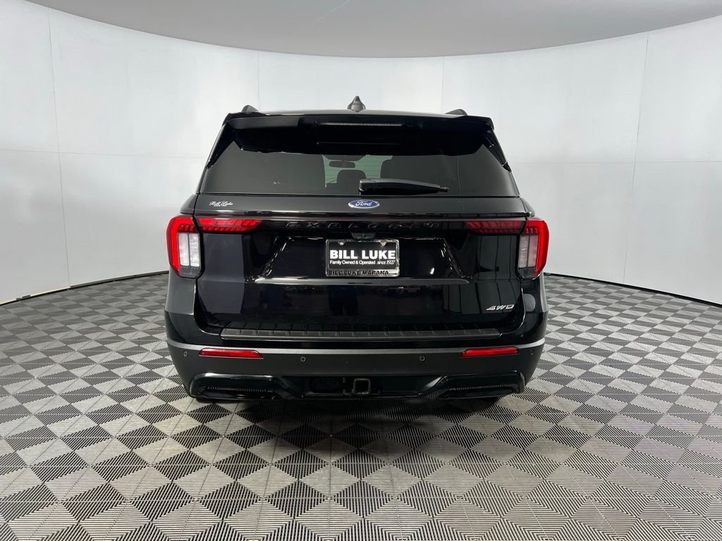 2025 Ford Explorer ST-Line photo 3