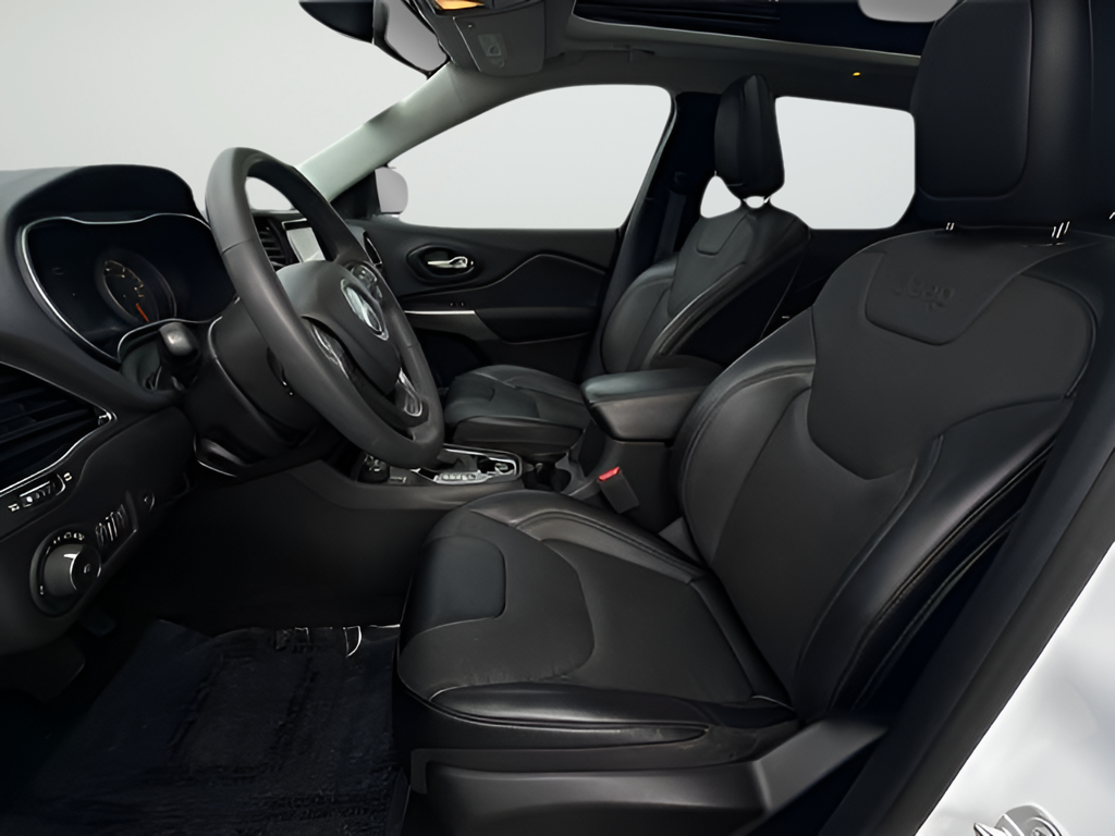 Used 2022 White Jeep Limited image 11