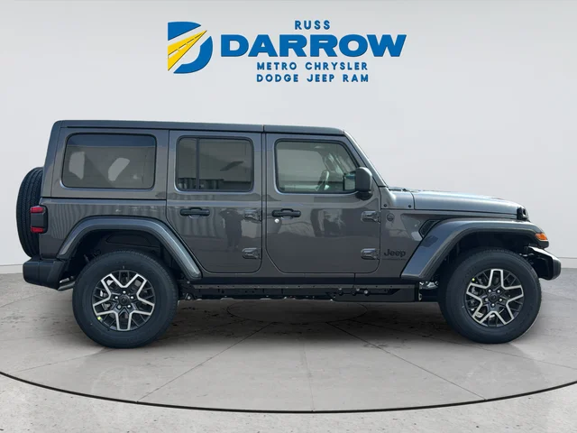 New 2026 Granite Crystal Metallic Clear-Coat Exterior Paint Jeep Sahara image 6