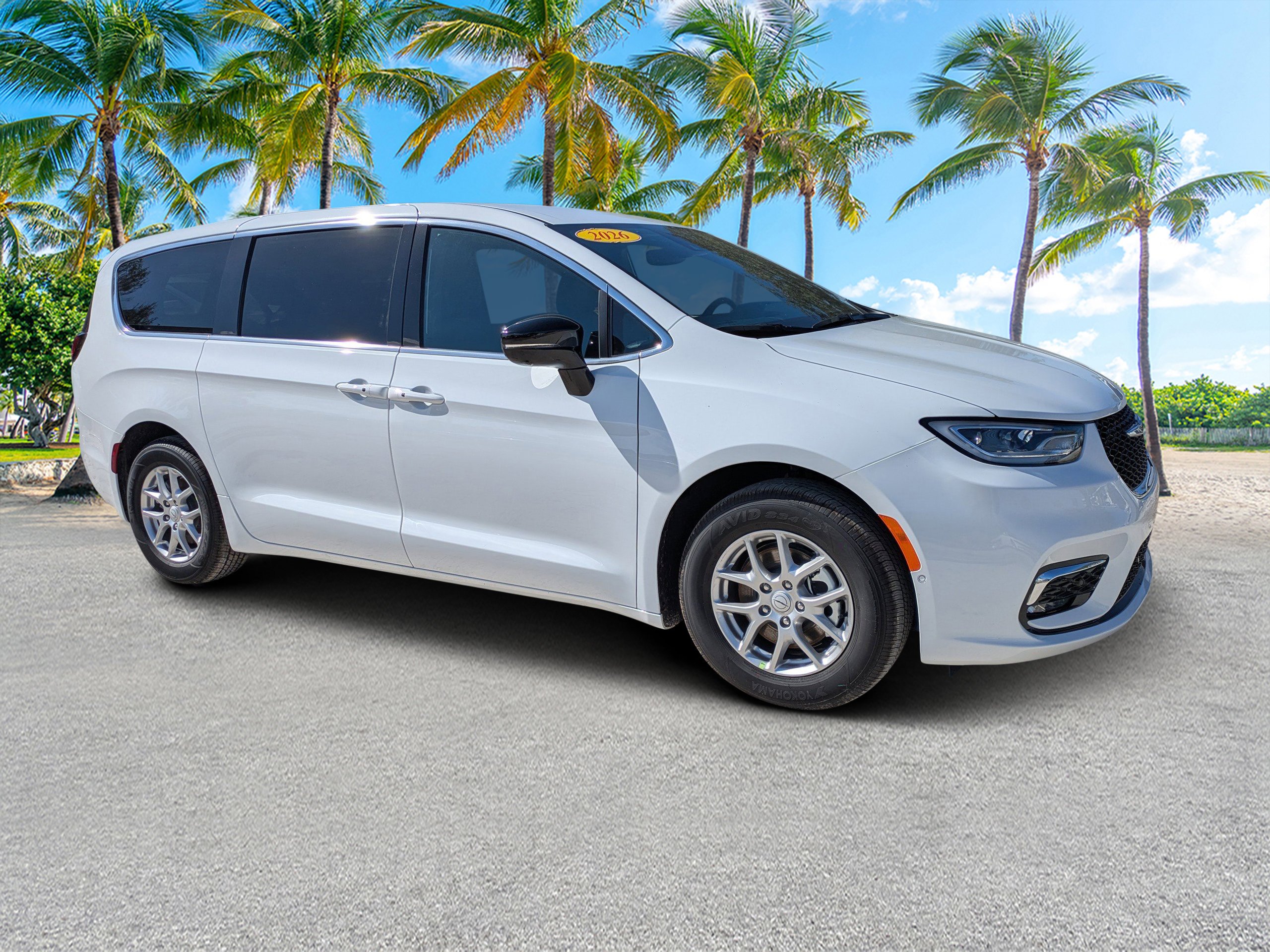 New 2026 Bright White Clear-Coat Exterior Paint Chrysler Select image 1