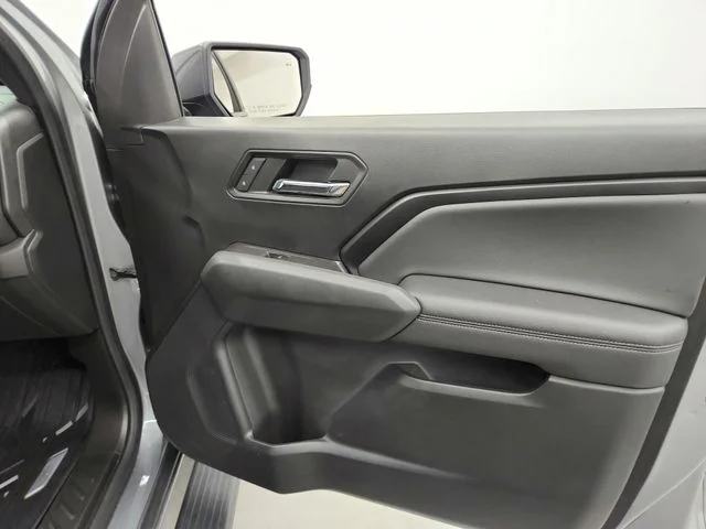 Used 2023 Gray Chevrolet LT image 34