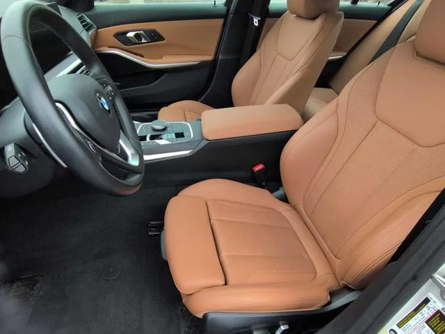 New 2024 Mineral White Metallic BMW 330i xDrive image 23