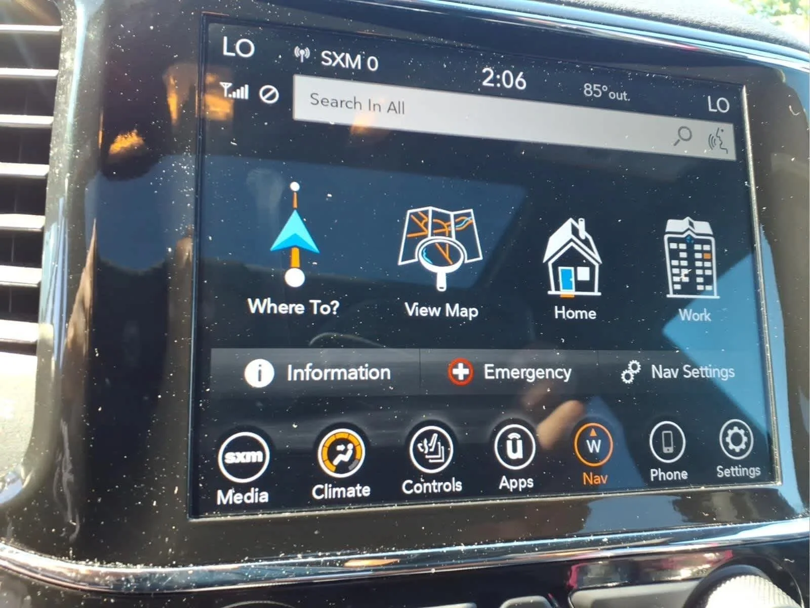 Used 2021 Diamond Black Crystal Pearlcoat Jeep Limited image 25