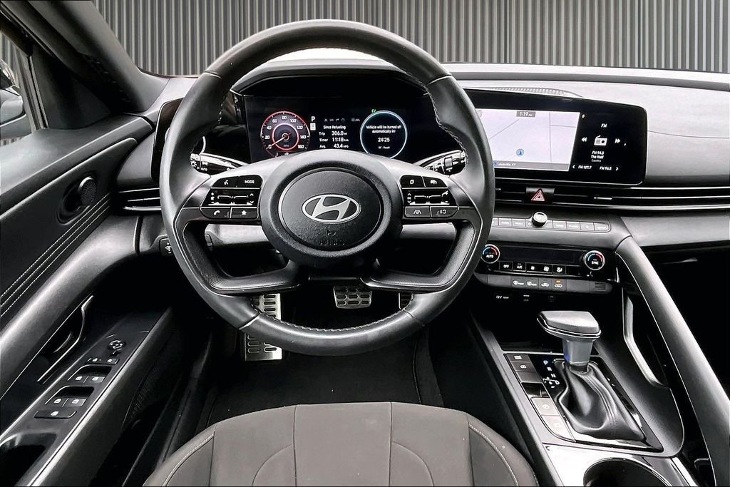 Certified Used 2025 Black Hyundai SEL Sport image 6