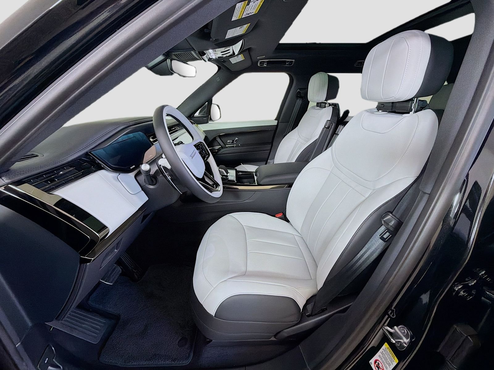 New 2026 Santorini Black Land Rover Dynamic SE image 23