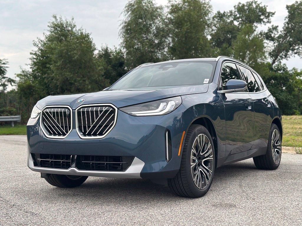 New 2026 Arctic Race Blue metallic BMW 30 xDrive image 3