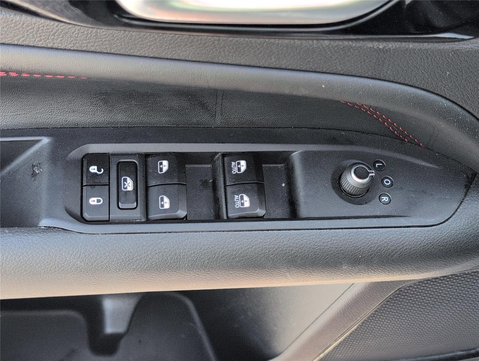 2025 Jeep Compass Trailhawk - Photo 12