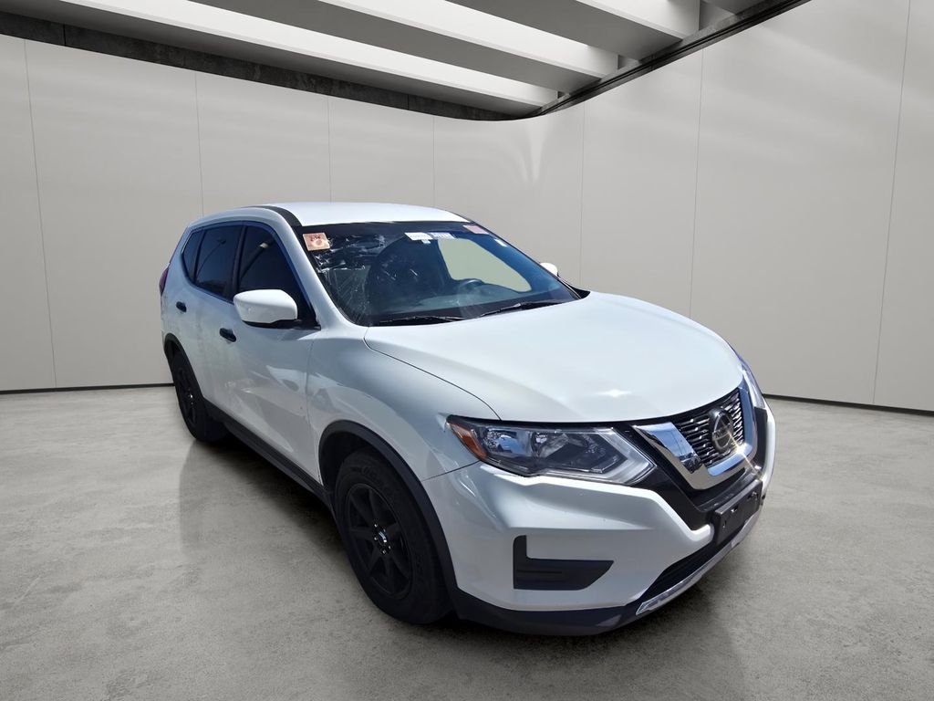 Used 2020 Glacier White Nissan S image 10
