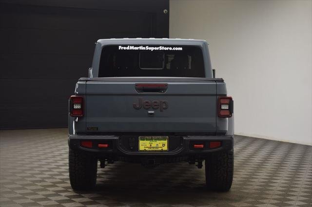 New 2026 Anvil Clear-Coat Exterior Paint Jeep Rubicon image 14