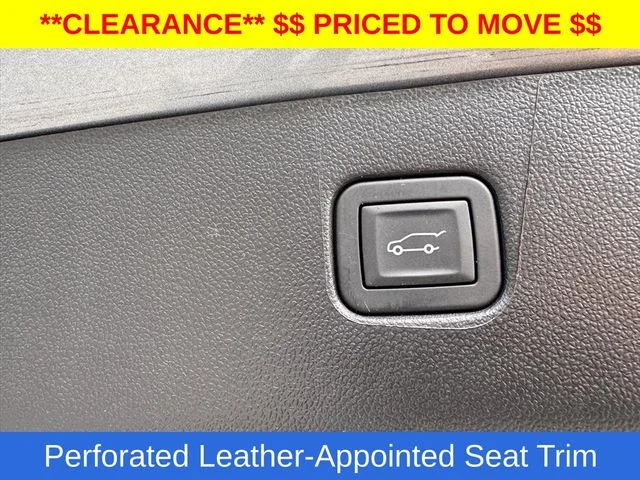 Used 2025 Gray Chevrolet RS image 17