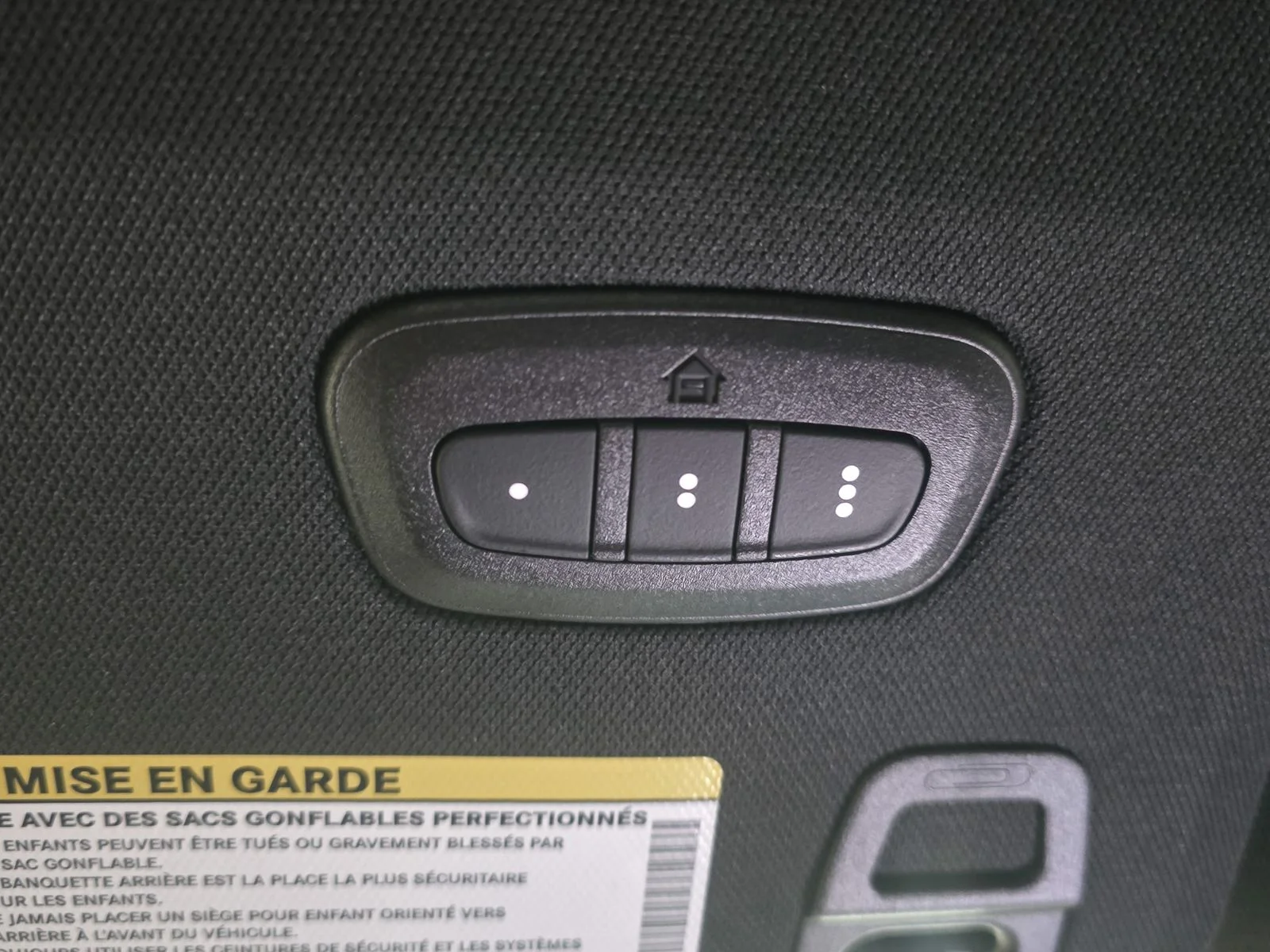 New 2026 Baltic Gray Metallic Clearcoat Jeep Limited image 32
