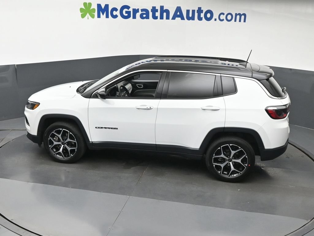 Used 2025 White Jeep Limited image 23
