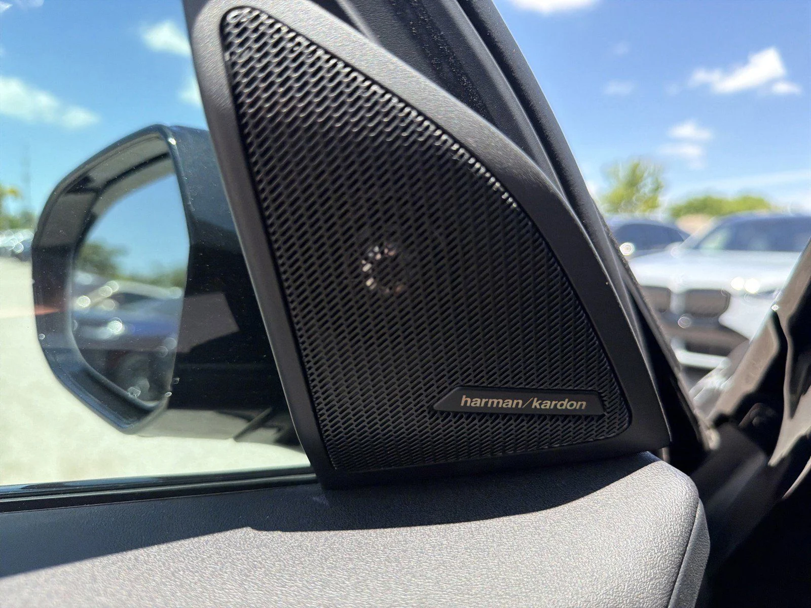 New 2025 Black Sapphire Metallic BMW 30 xDrive image 28