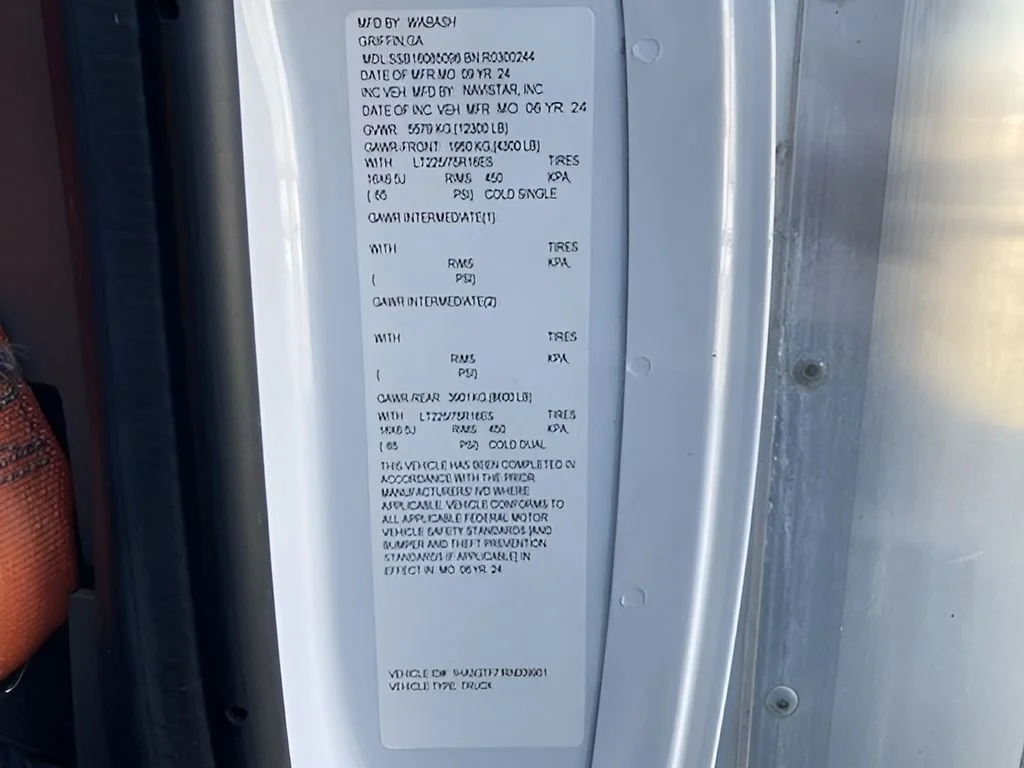 Used 2024 White Chevrolet Work Van image 55