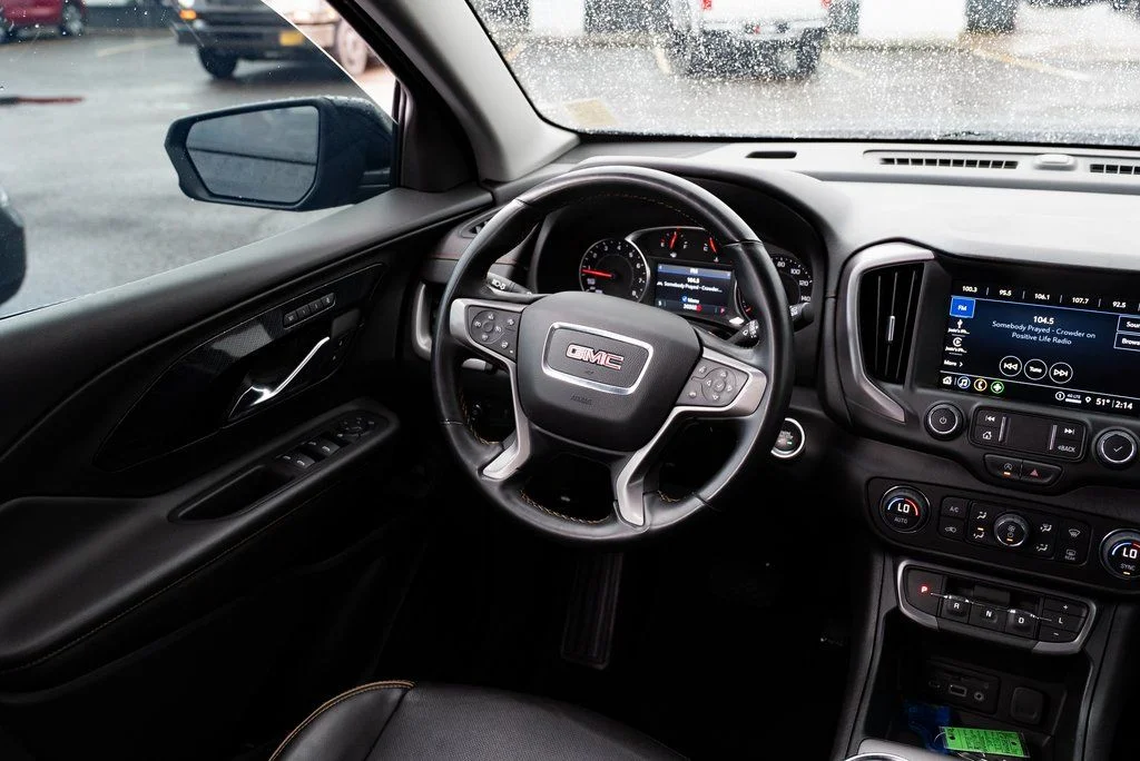 Used 2023 Black GMC AT4 image 9