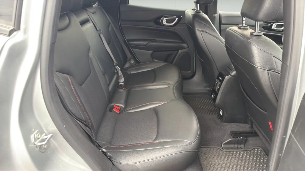 2025 Jeep Compass Trailhawk - Photo 11