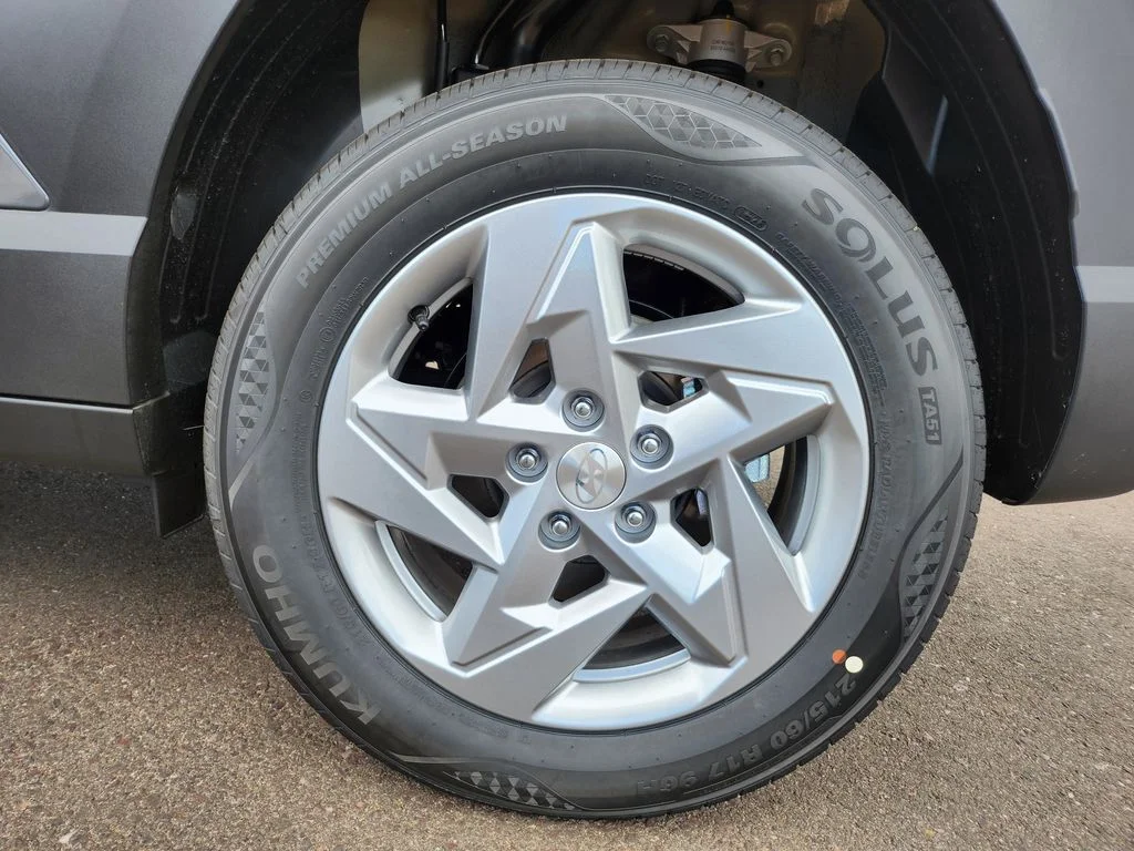 New 2026 Gray Hyundai SE image 32