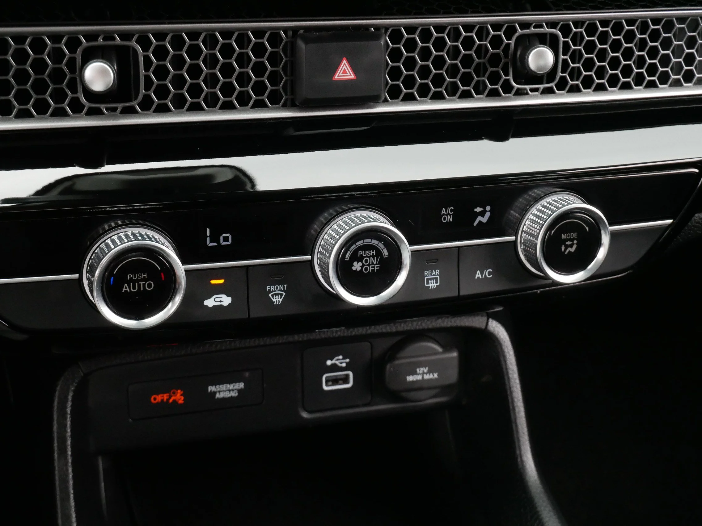 2024 Honda Civic Hatchback LX - Photo 23