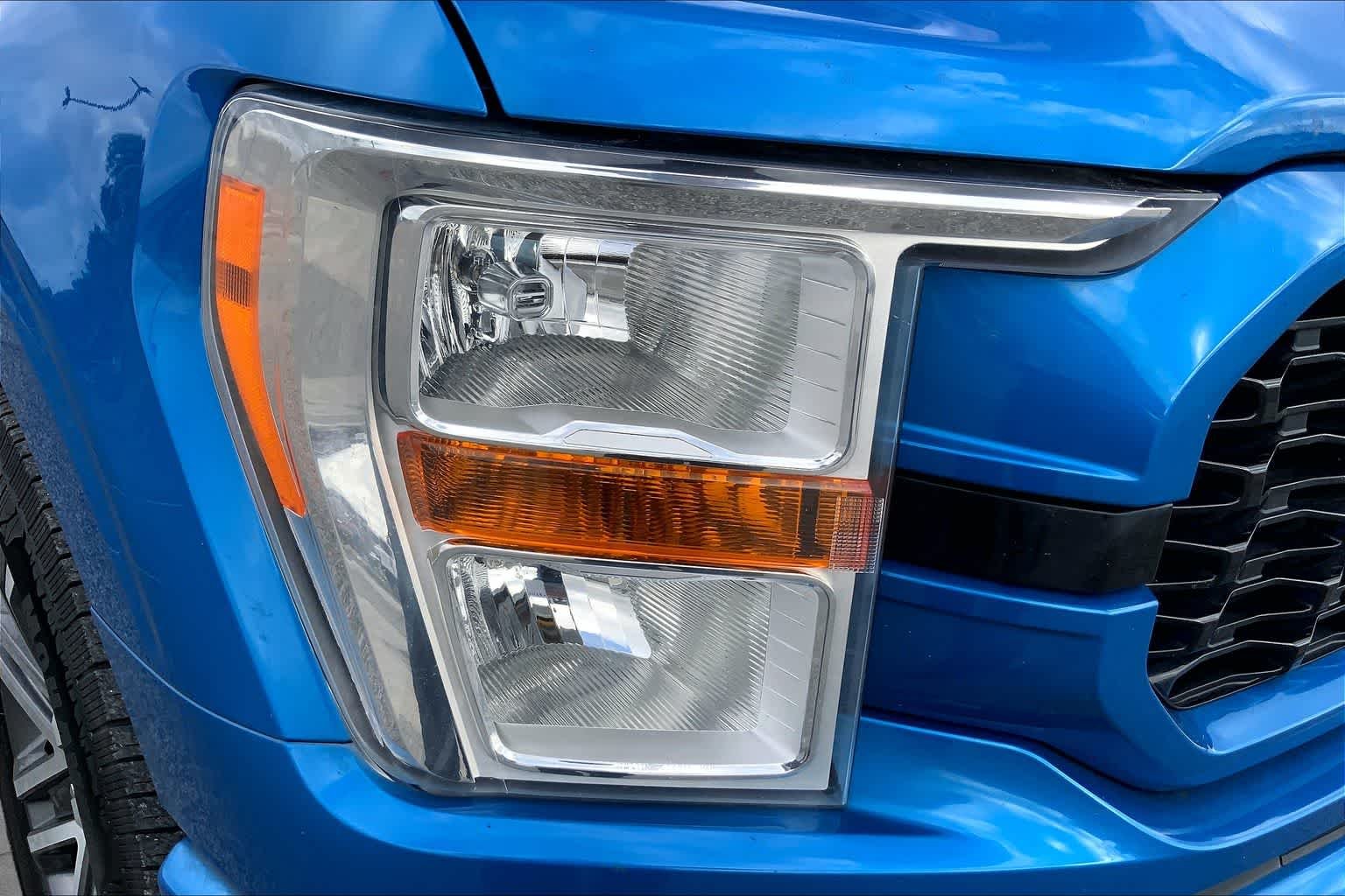 Used 2021 Velocity Blue Ford XL image 27