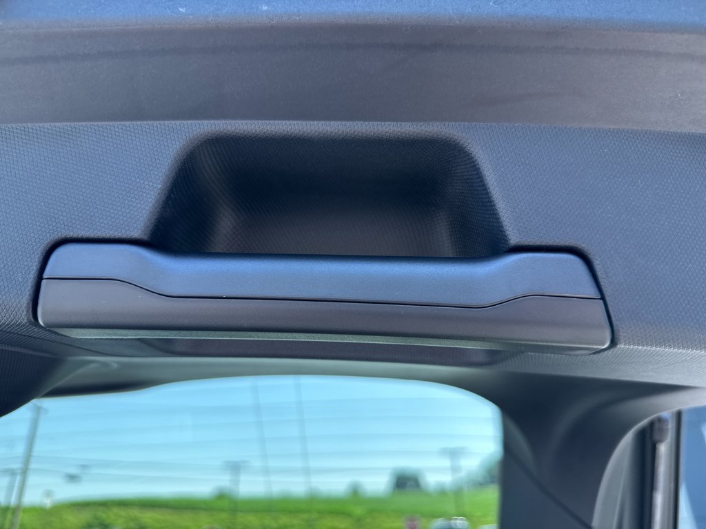 2025 Ford Mustang Mach-E Select - Photo 18